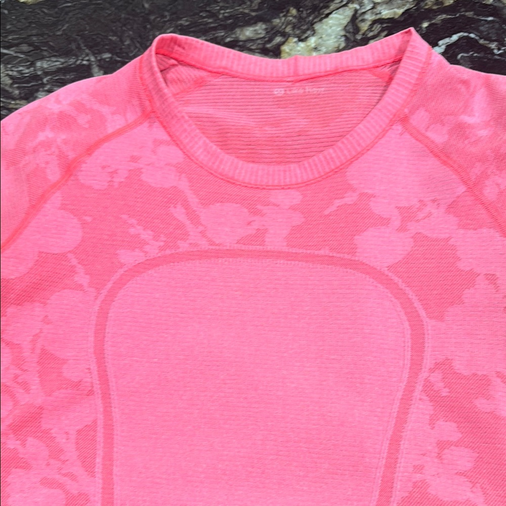 lululemon athletica Pink Short Sleeve Tee